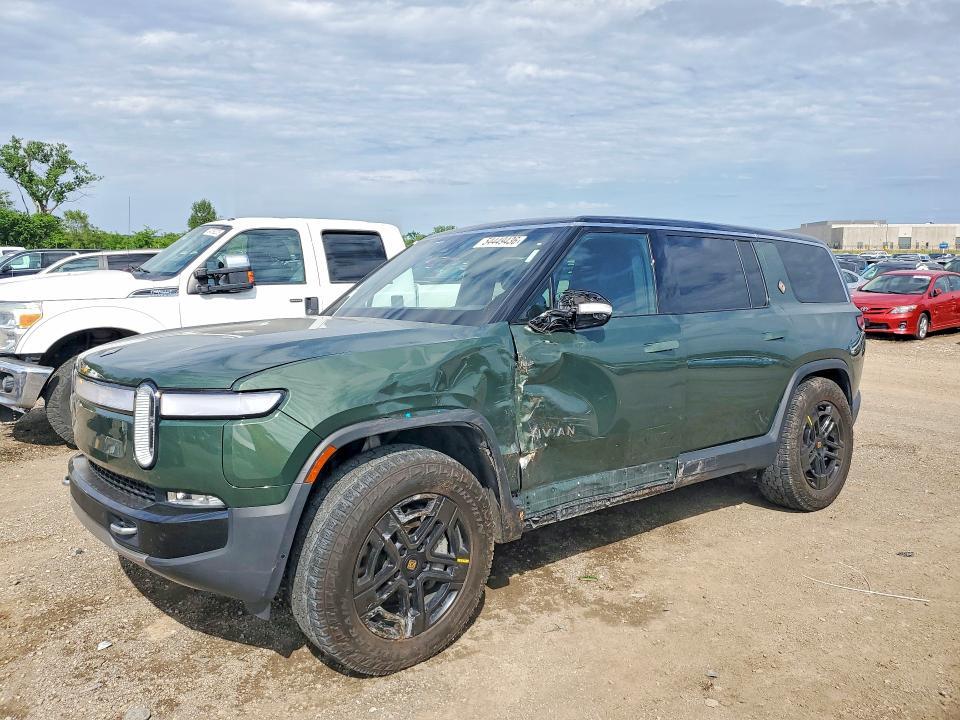 7PDSGBBA2RN044399 2024 Rivian R1S photo no. 1