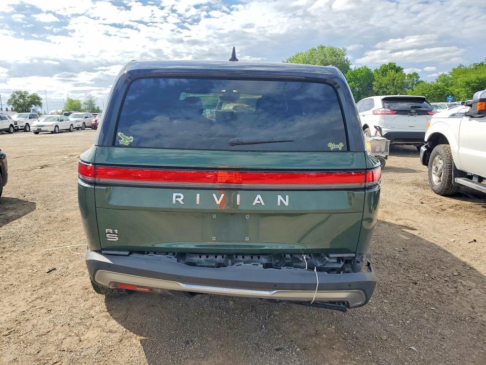 7PDSGBBA2RN044399 2024 Rivian R1S photo no. 6