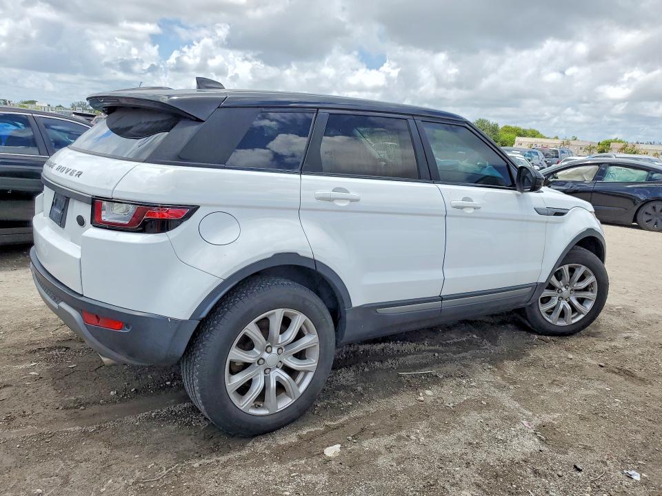 SALVP2RX0JH302560 2018 Land Rover Range Rover photo no. 3