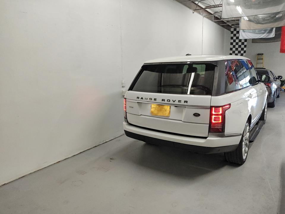 SALGS2WF8EA168379 2014 Land Rover Range Rover photo no. 4