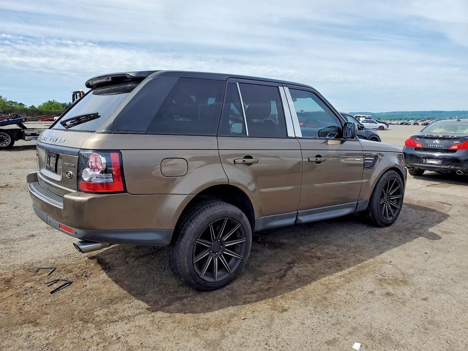 SALSK2D47DA804025 2013 Land Rover Range Rover photo no. 3
