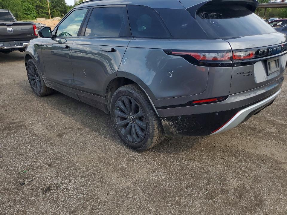 SALYL2RX3JA735095 2018 Land Rover Range Rover photo no. 2