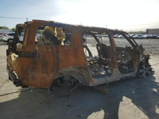 7PDSGABA7PN004732 2023 Rivian R1S photo no. 3