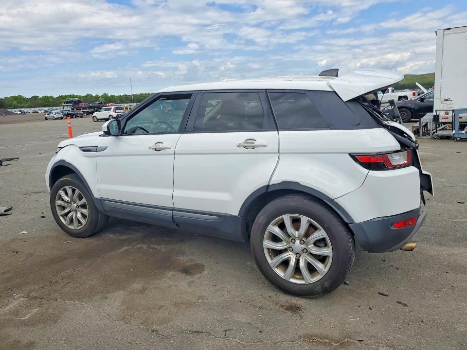 SALVP2BG0HH250402 2017 Land Rover Range Rover photo no. 2