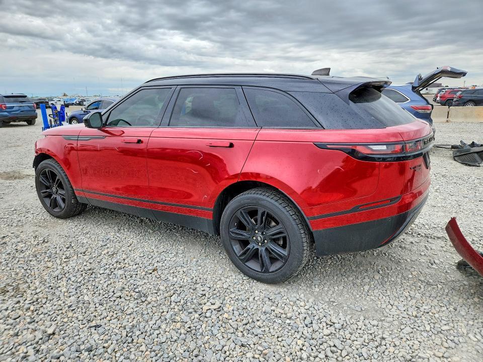SALYB2RX6JA728211 2018 Land Rover Range Rover photo no. 2