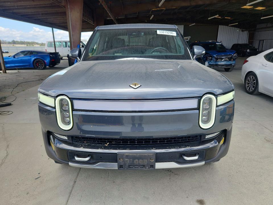 7FCTGAAA9NN013484 2022 Rivian R1T photo no. 5