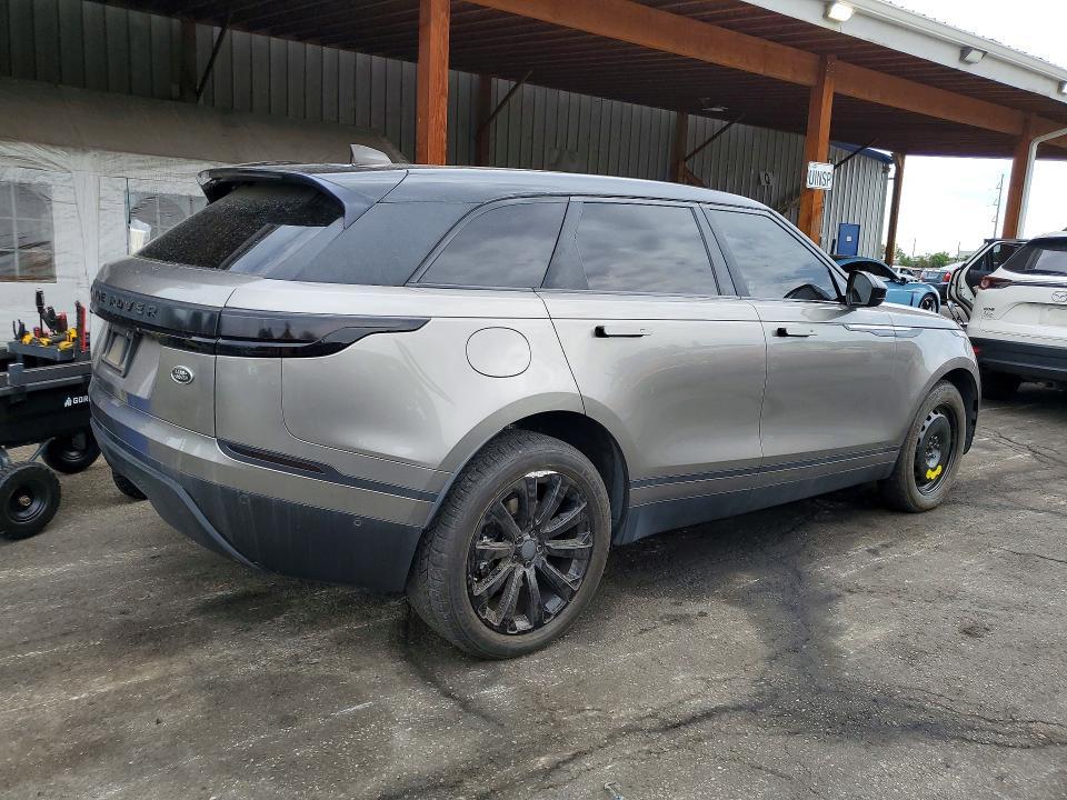 SALYB2RX3JA735133 2018 Land Rover Range Rover photo no. 3