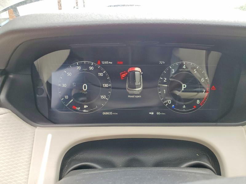 SALYB2RX3JA735133 2018 Land Rover Range Rover photo no. 9
