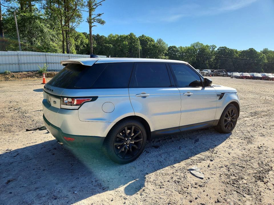 SALWR2FV7HA153388 2017 Land Rover Range Rover photo no. 3