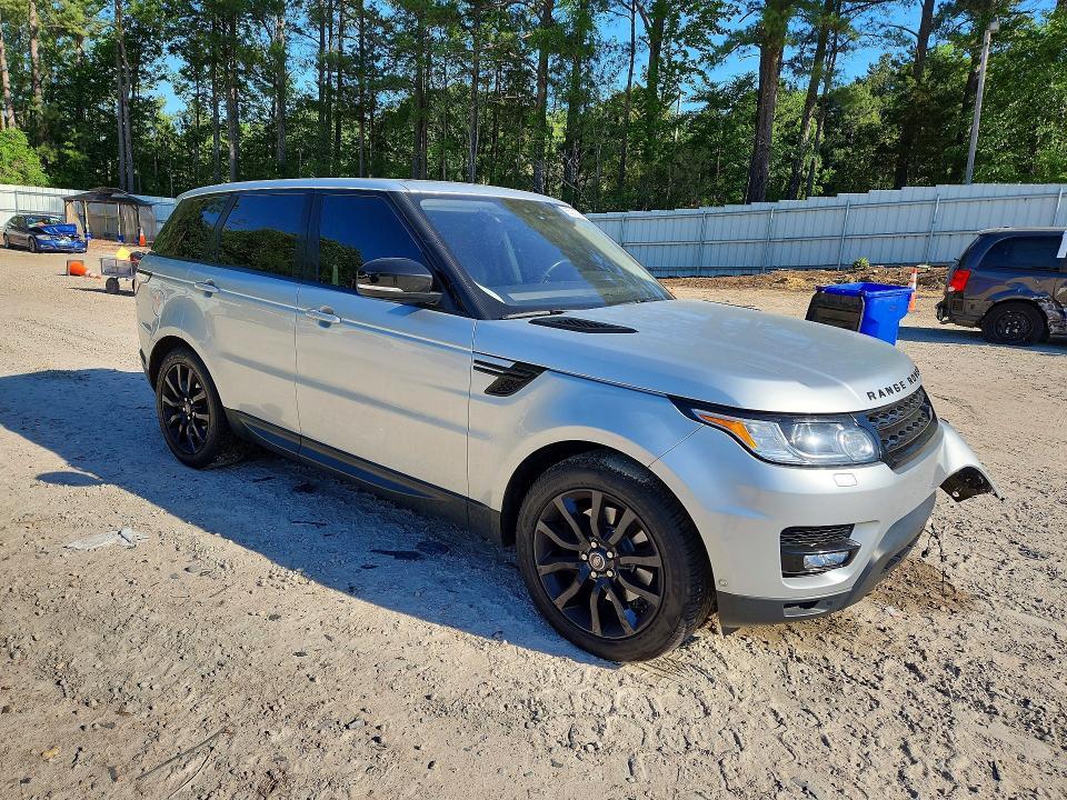 SALWR2FV7HA153388 2017 Land Rover Range Rover photo no. 4