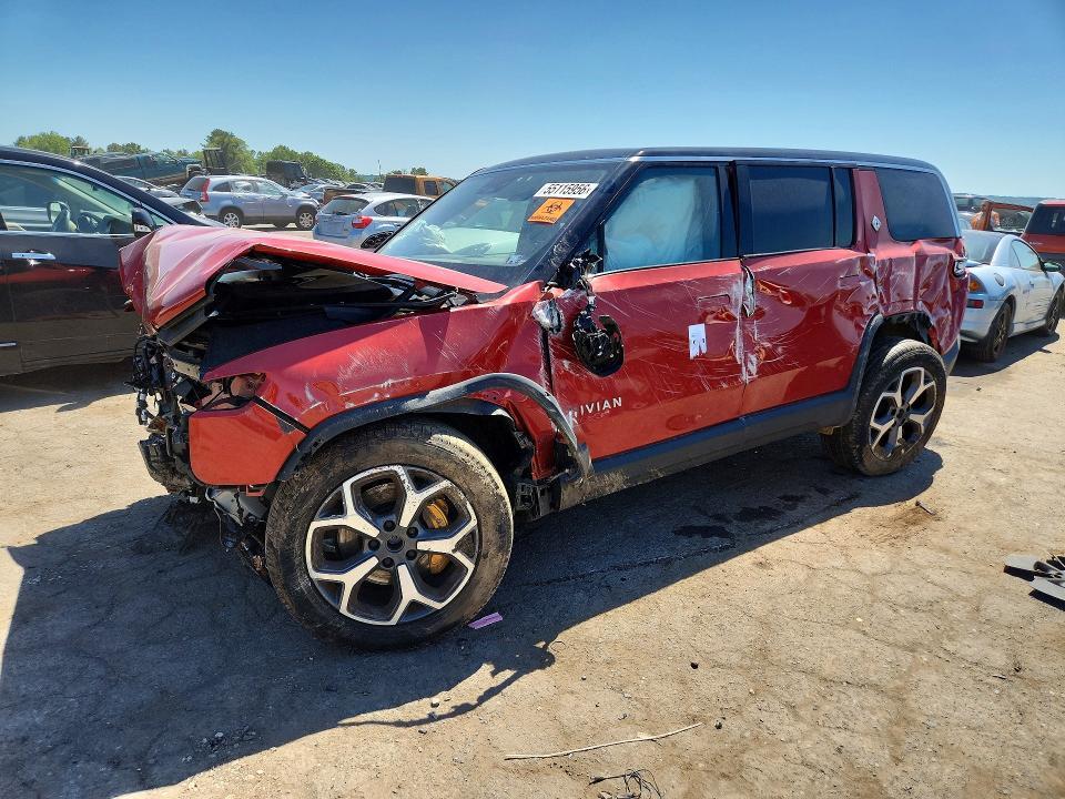 7PDSGABA5RN033875 2024 Rivian R1S photo no. 1