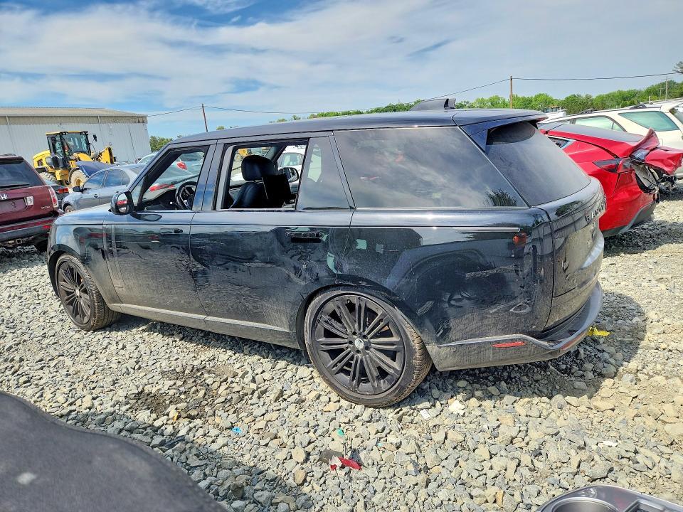 SALK1BE74PA055359 2023 Land Rover Range Rover photo no. 2