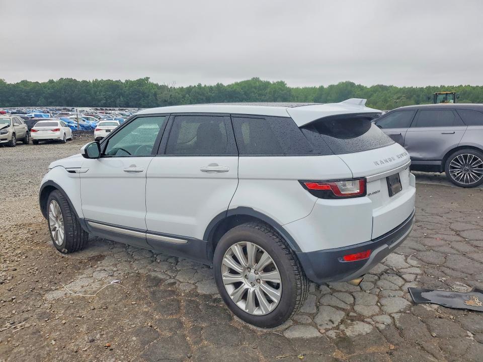 SALVR2BG3HH199651 2017 Land Rover Range Rover photo no. 2