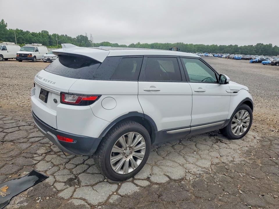 SALVR2BG3HH199651 2017 Land Rover Range Rover photo no. 3