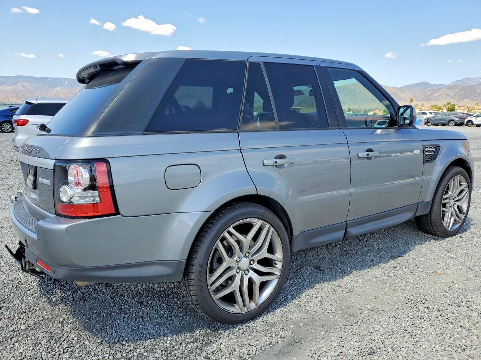 SALSK2D45DA807599 2013 Land Rover Range Rover photo no. 3