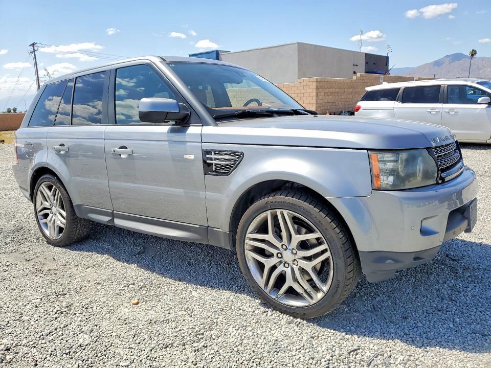 SALSK2D45DA807599 2013 Land Rover Range Rover photo no. 4