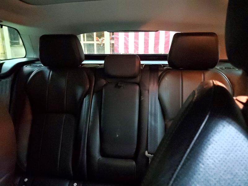 SALVP2RX7JH267631 2018 Land Rover Range Rover photo no. 10