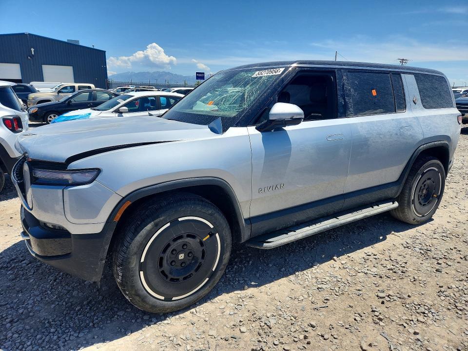 7PDSGBBA0SN057187 2025 Rivian R1S photo no. 1