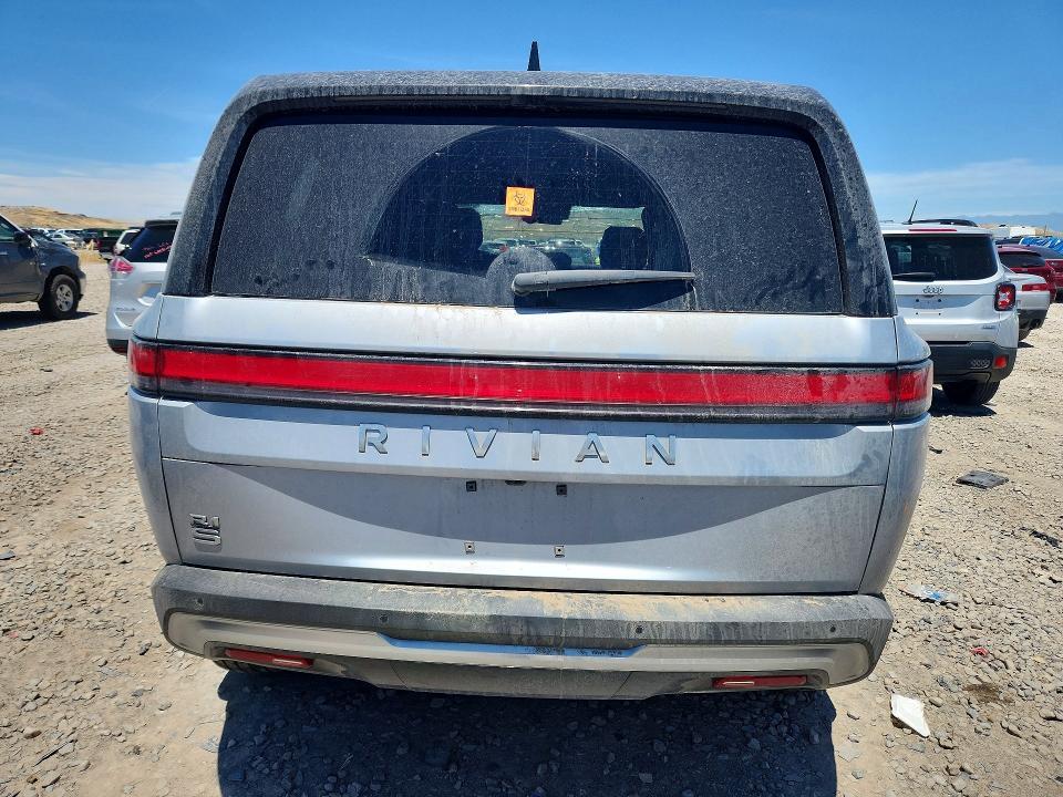 7PDSGBBA0SN057187 2025 Rivian R1S photo no. 6