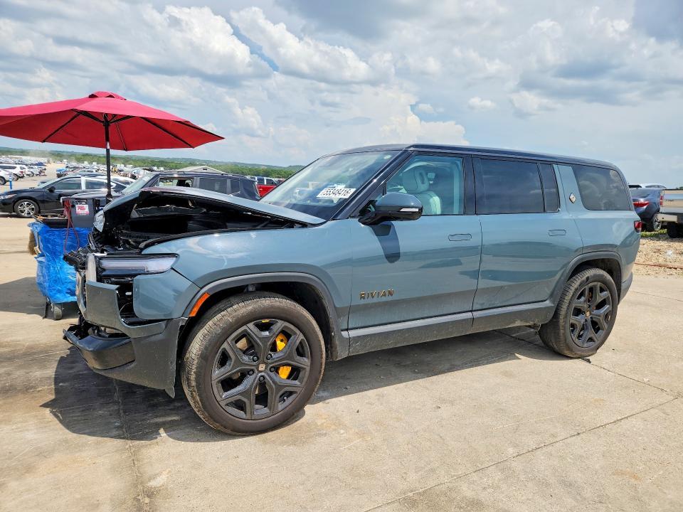 7PDSGCBP3SN071594 2025 Rivian R1S photo no. 1