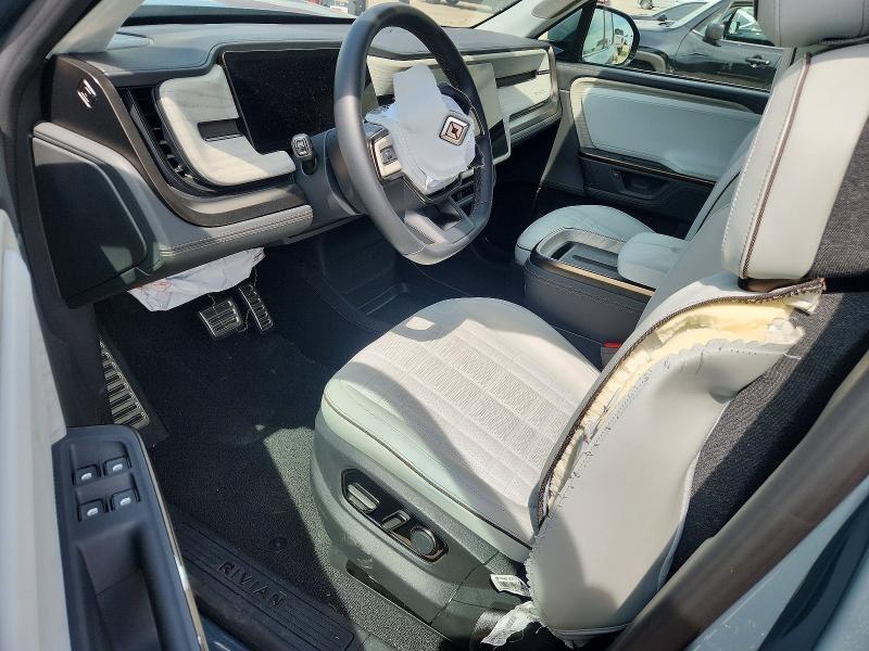 7PDSGCBP3SN071594 2025 Rivian R1S photo no. 8