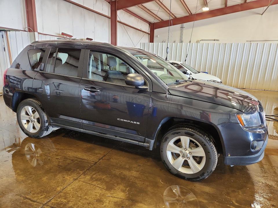 1C4NJDBB5ED842227 2014 Jeep Compass photo no. 4