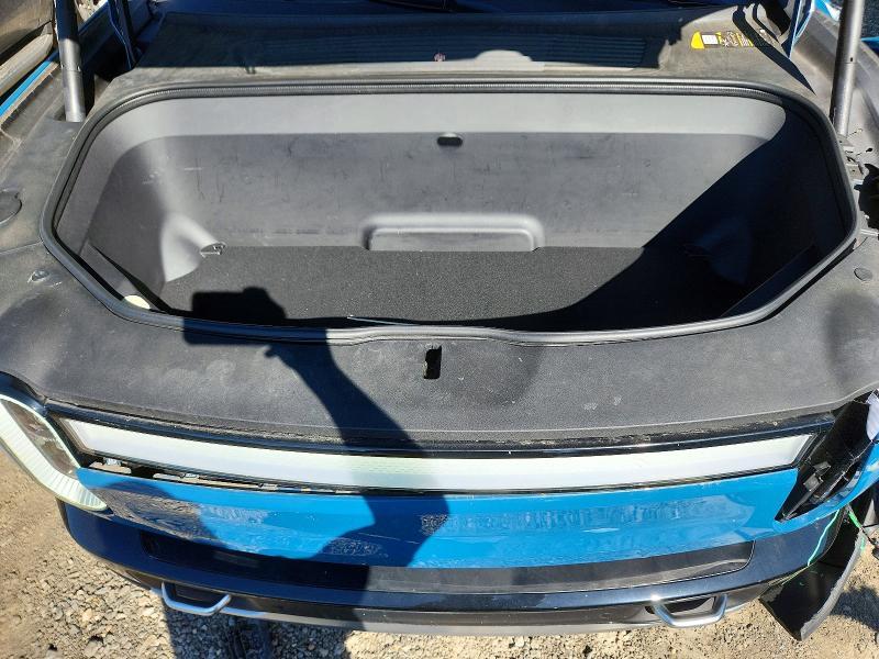 7FCTGAAA6NN014186 2022 Rivian R1T photo no. 11