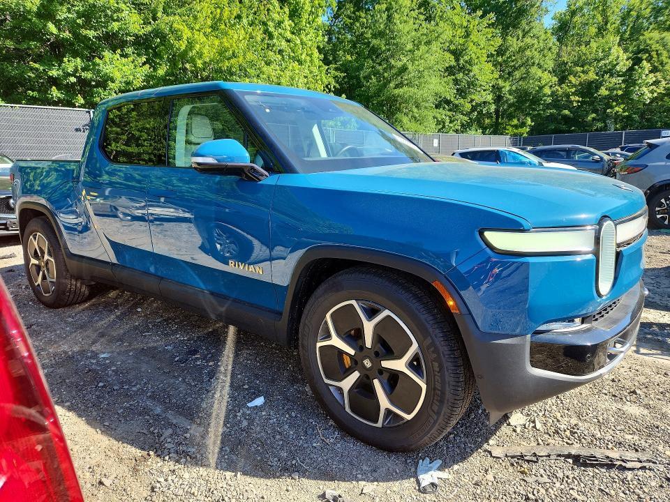 7FCTGAAA6NN014186 2022 Rivian R1T photo no. 4