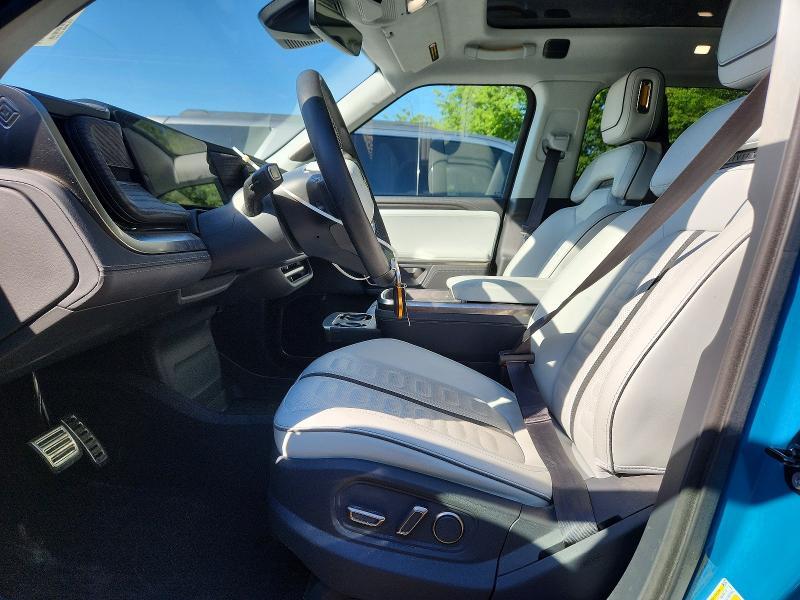 7FCTGAAA6NN014186 2022 Rivian R1T photo no. 7