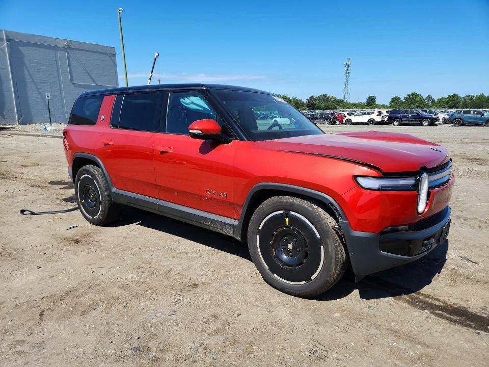 7PDSGCBP5SN060757 2025 Rivian R1S photo no. 4