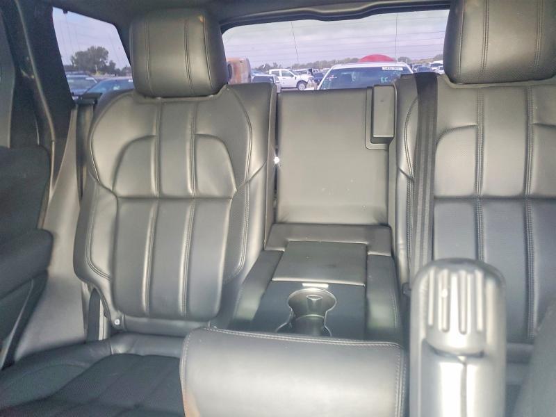 SALWR2FV9HA667677 2017 Land Rover Range Rover photo no. 10