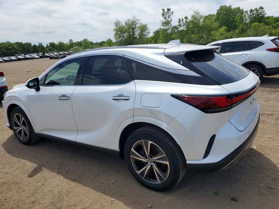 2T2BAMCA6PC038006 2023 Lexus RX photo no. 2