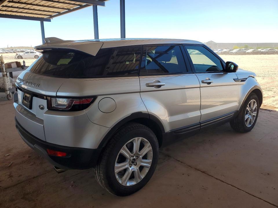 SALVP2BG5GH092010 2016 Land Rover Range Rover photo no. 3