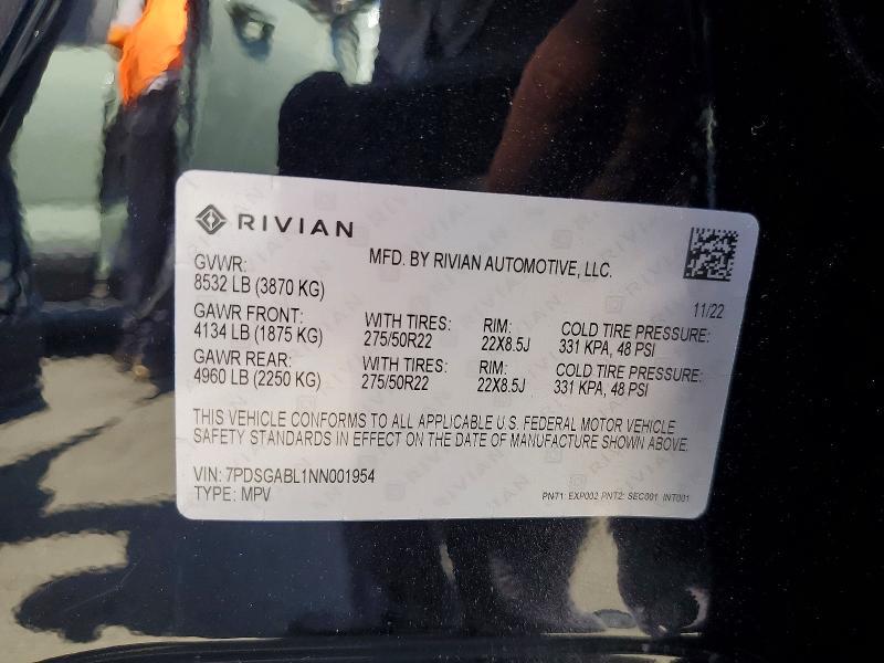 7PDSGABL1NN001954 2022 Rivian R1S photo no. 13