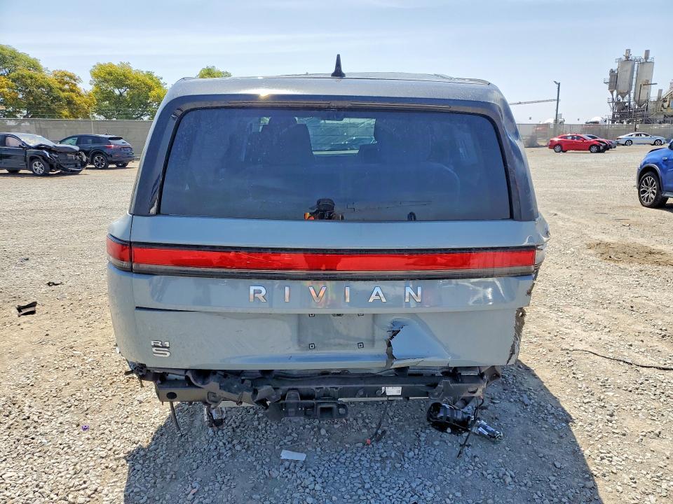 7PDSGBBA3RN034657 2024 Rivian R1S photo no. 6
