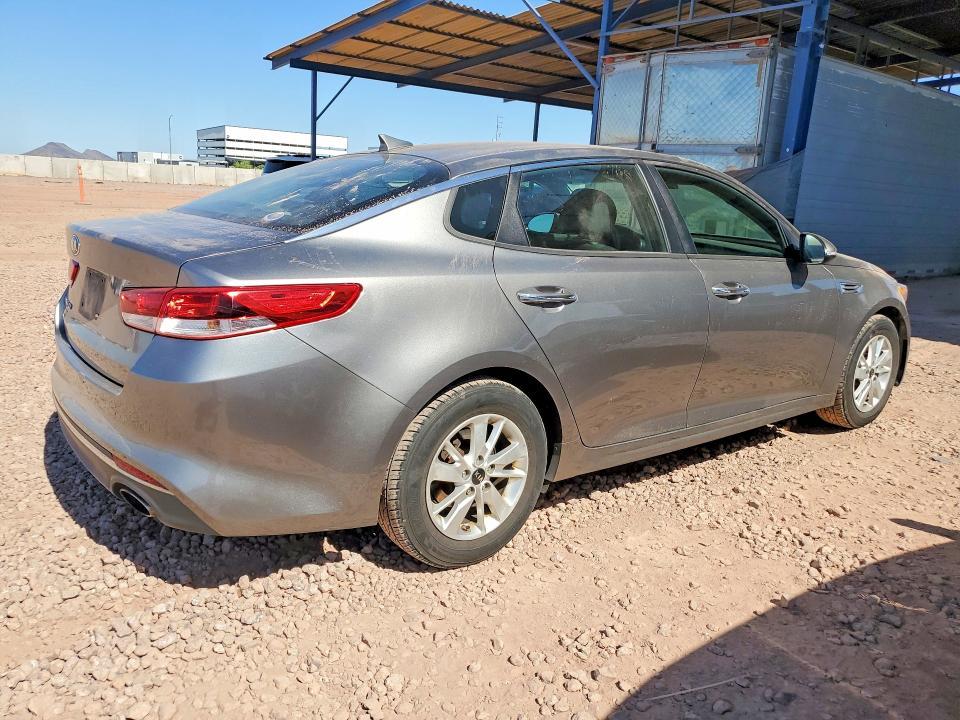 5XXGT4L39GG026169 2016 KIA Optima photo no. 3