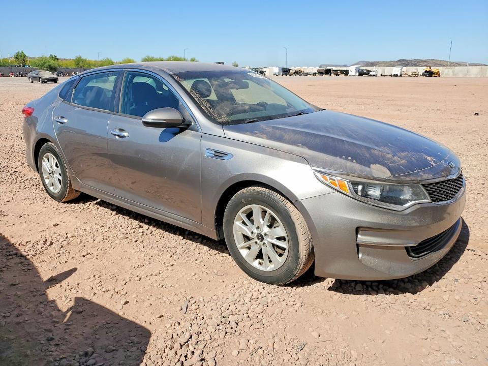 5XXGT4L39GG026169 2016 KIA Optima photo no. 4