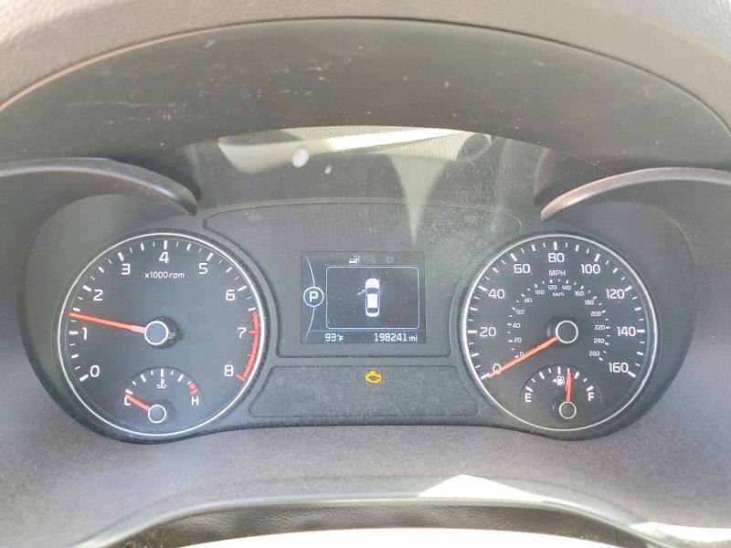 5XXGT4L39GG026169 2016 KIA Optima photo no. 9