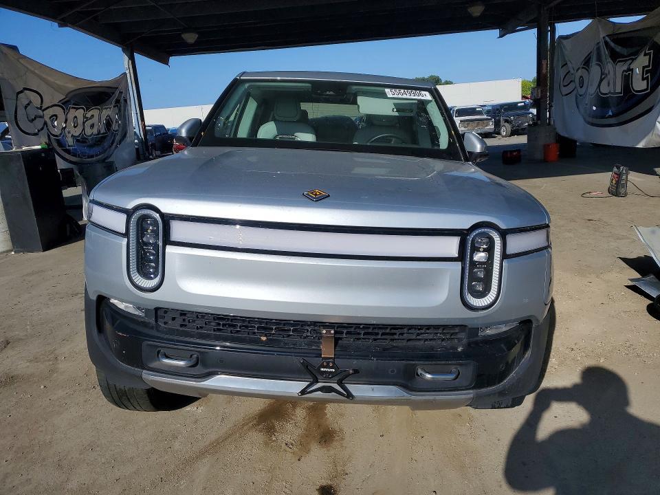 7FCTGAAA8PN025371 2023 Rivian R1T photo no. 5