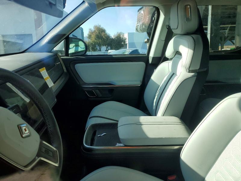 7FCTGAAA8PN025371 2023 Rivian R1T photo no. 7