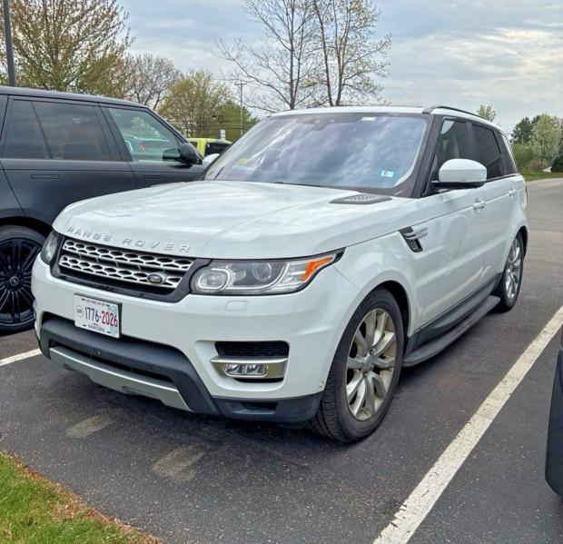 SALWR2FV9HA694300 2017 Land Rover Range Rover photo no. 2