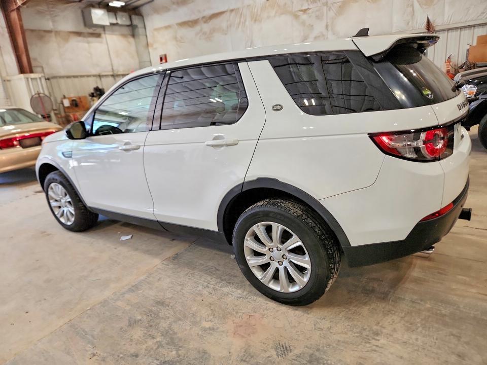 SALCP2BG7GH574579 2016 Land Rover Discovery photo no. 2