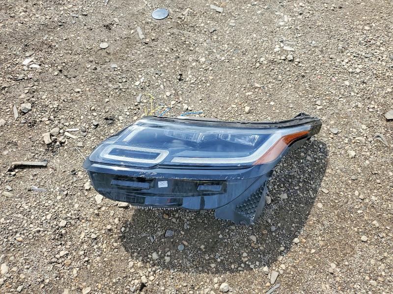 SALYT2EU1PA351546 2023 Land Rover Range Rover photo no. 13