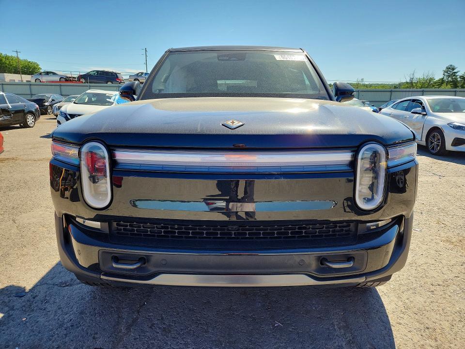 7PDSGBBA6SN063849 2025 Rivian R1S photo no. 5