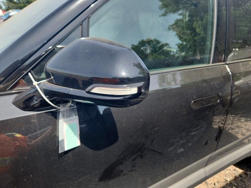 7PDSGBBA6SN063849 2025 Rivian R1S photo no. 7