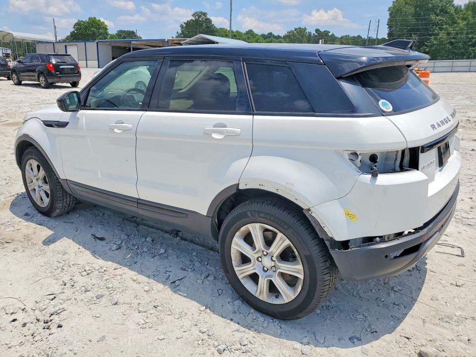 SALVP2BG7HH207658 2017 Land Rover Range Rover photo no. 2