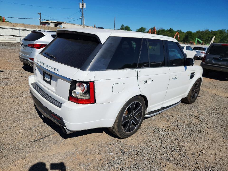 SALSF2D46DA775007 2013 Land Rover Range Rover photo no. 3