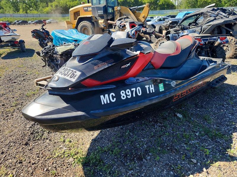 YDV04888C111 2011 Sea-Doo RXT photo no. 2