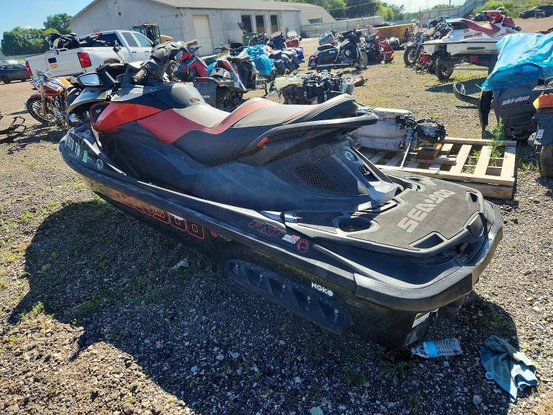 YDV04888C111 2011 Sea-Doo RXT photo no. 3