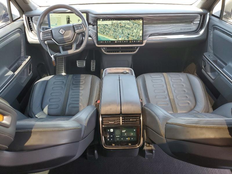 7FCTGAAL3NN003129 2022 Rivian R1T photo no. 8